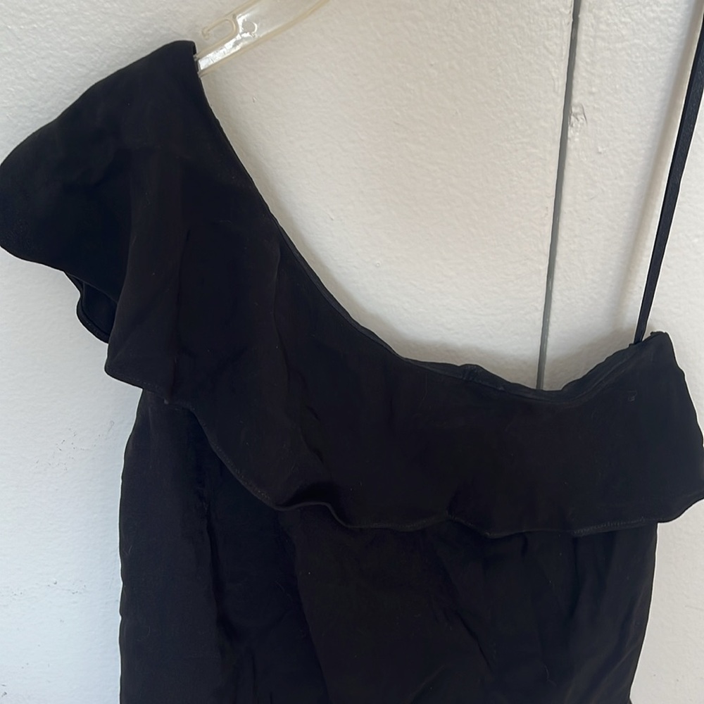 Club Monaco one shoulder ruffle top - Picture 3 of 14